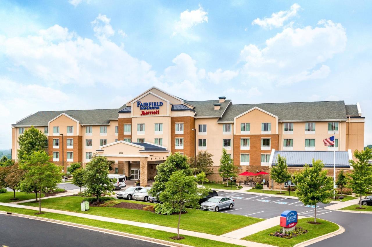 Fairfield Inn And Suites By Marriott Madison East Exterior photo